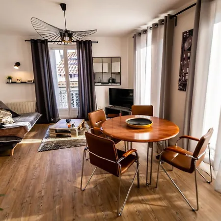 Apartment Touristique Hyper Centre : A La De Florence Béziers